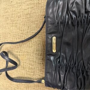 Michael Kors Elegant Black Leather Crossbody Bag